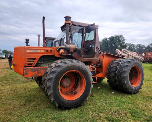 Tractor Zanello 417 con Duales y Motor John Deere de 160 HP