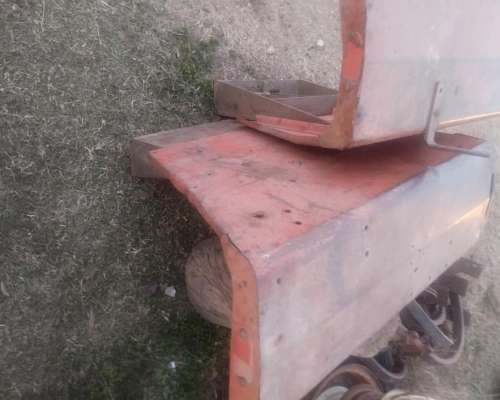 Guardabarros MF con Anclaje