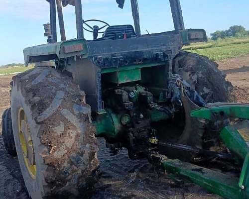 Tractor John Deere 4730