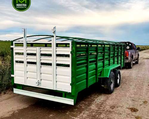 Acoplado Jaula para Ovinos y Porcinos