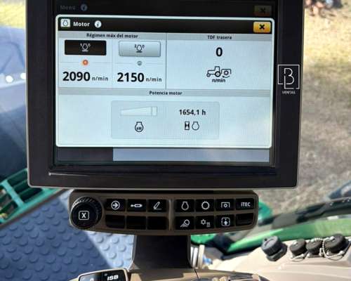 John Deere 7r 230.