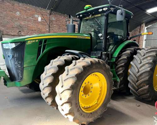 John Deere 8320r año 2017