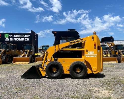 Minicargadora 50hp Sinomach 255f Cerrada A/C