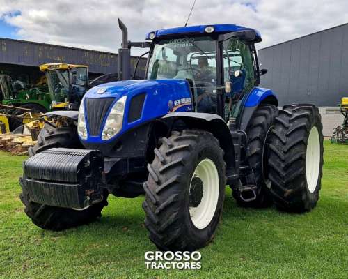 Tractor New Holland T7.240, año 2014