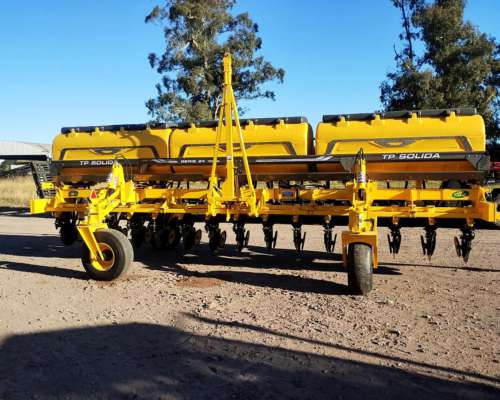 Fertlizadora Incorporadora Macar SR