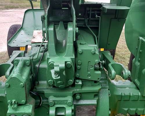 Tractor John Deere 2420 con 3 Puntos