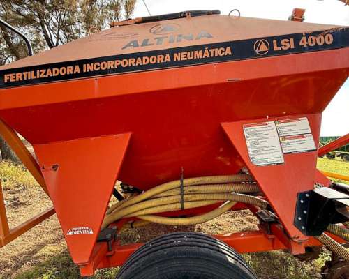 Fertilizadora e Incorporadora Neumatica