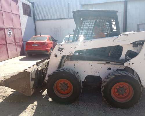 Minicargadora Bobcat S 220