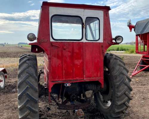 Tractor Massey Ferguson 1075