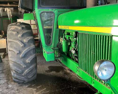 Tractor John Deere 3530