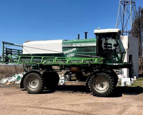Pulverizadora Metalfor Multiple 2750