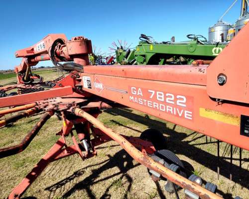 Rastrillo Kuhn GA 7822