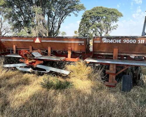 Sembradora Apache 9000 Grano Fino