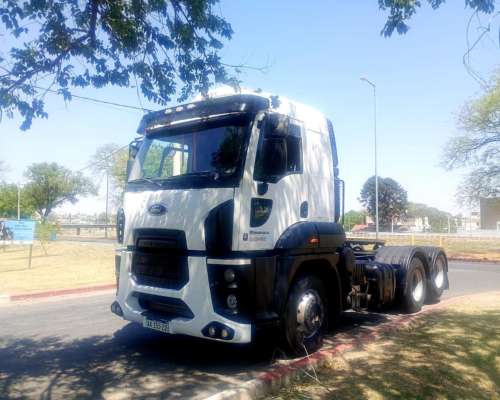Ford Cargo 2042 año 2016 Tipo 6X2 MOT Reparado Hace 80000km