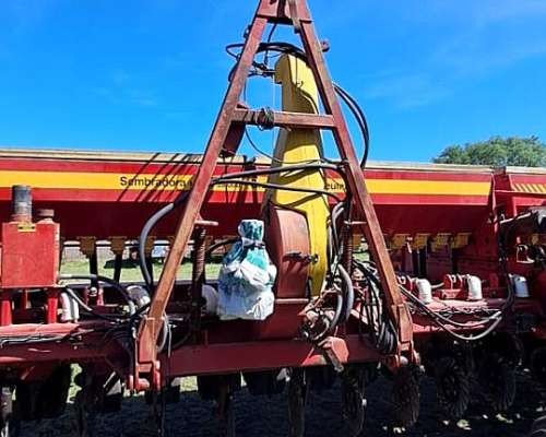 Sembradora Neumatica Bertini de 20 Lineas a 41 cm