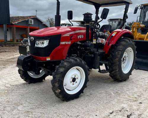 Tractor YTO 55hp Cabinado / Techo 4X4 - Financiación