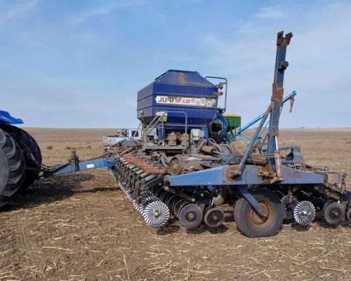 Sembradora Juri MP 3.20 de 39 Líneas a 20 CM,