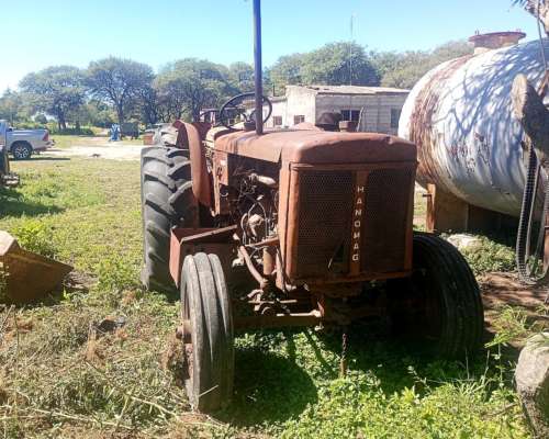 Lote de 3 Tractores Clásicos Completos, Escucho Oferta.