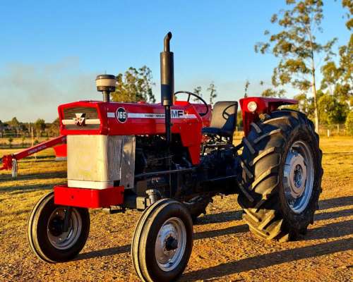 Tractor Massey Ferguson 165 con 3 Puntos
