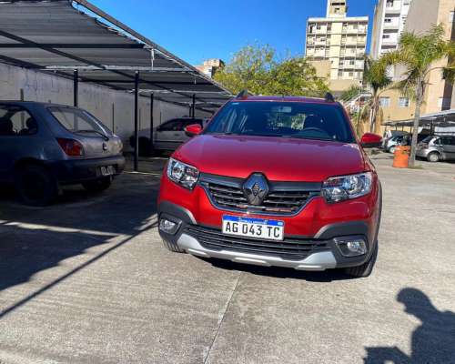 Renault Sandero Stepway 1.6 Intense 2023 17.000km $25.600000