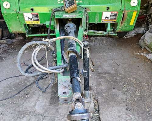 Rotoenfardadora John Deere 567