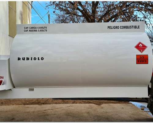 Carrocería Tanque para Montar en Camión para 8.000 Litros.