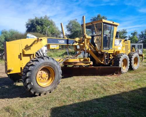 Motoniveladora Caterpillar 140h - 2007