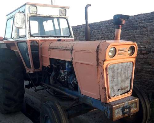 Tractor Fiat 700 e