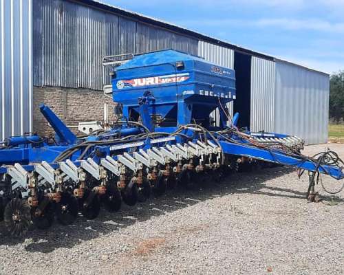 Sembradora Juri 11.4 de 57 a 20. año 2008. Monitor Agrotax