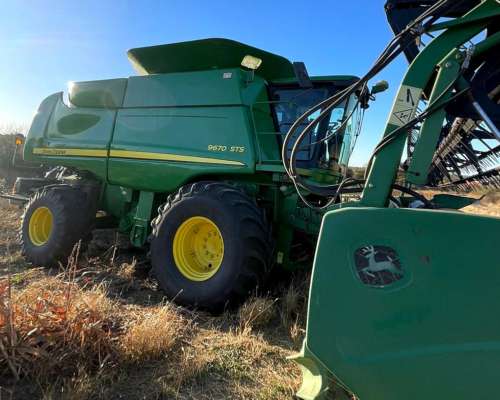 Cosechadora John Deere 9670 2013 - 30 Pies - Piloto