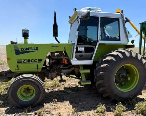Tractor Zanello 230 CC, año 1994, Cubiertas Traseras Semi NU