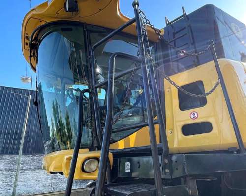 Cosechadora New Holland CR8.90 - Usada, año 2017
