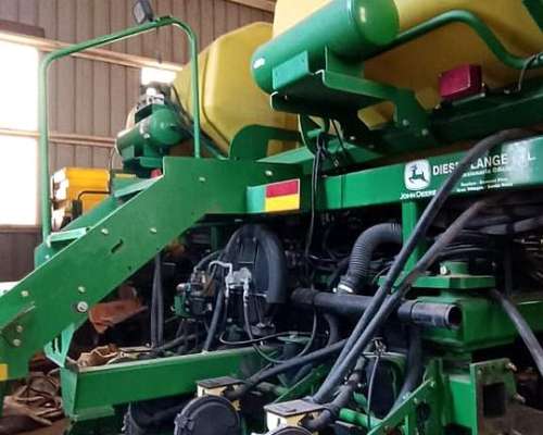 Sembradora John Deere DB66 2011 - 36 a 52 Neumatica