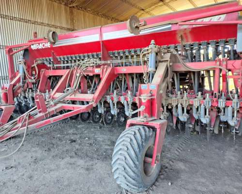 Apache 54000 con Fert y Alfalfero. 35/17.5