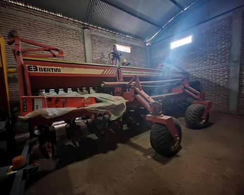 Sembradora Bertini 28000grano Grueso ,13 a 52 Neumatica