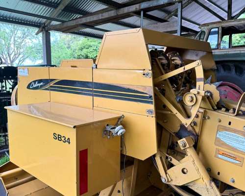 Vendo Enfardadora Challenger SB34