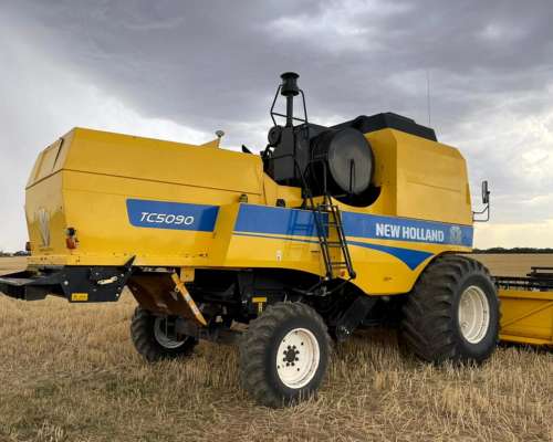 Cosechadora New Holland TC.5090