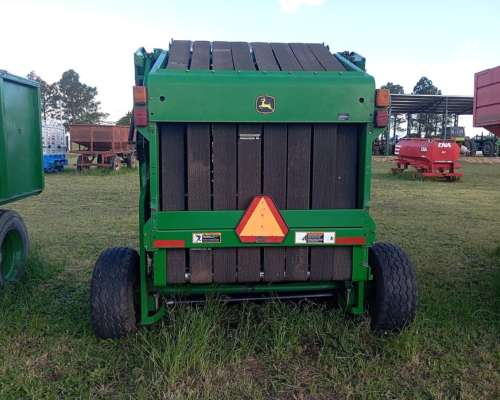 Enfardadora John Deere 567
