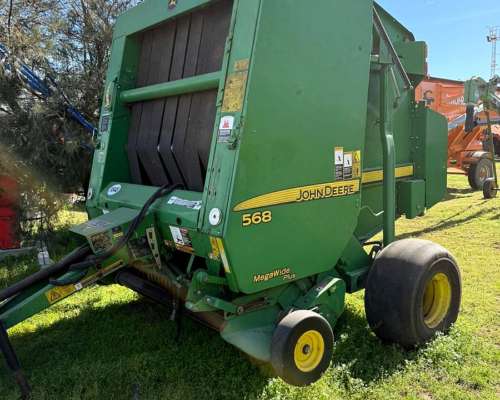 Rotoenfardadora John Deere 568