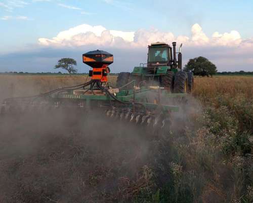 Sembradora Neumatica P/pasturas Duam SN-250