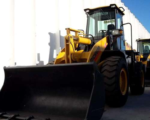 Michigan M80 HD II ,4X4 A/A Joystick 130hp 2mts3