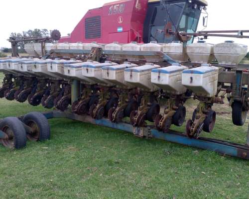 Sembradora Pla Autotrailer de 12 a 52