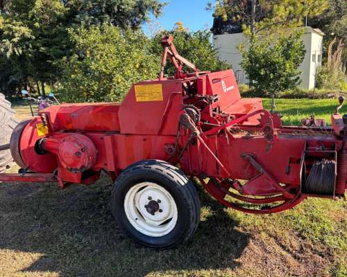 Enfardadadora Mainero Modelo 5700