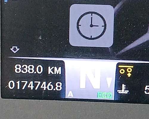 Mercedes Benz Axor 2544 6X2 con 174.000 km Caja Automática