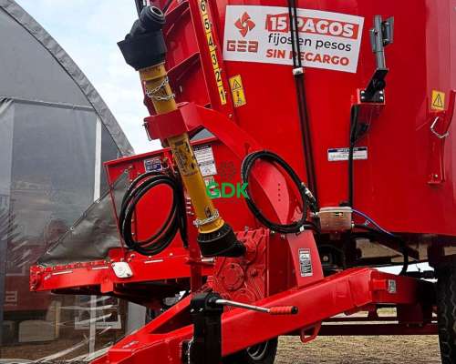 Mixer Vertical MGV 110f . Gea. con Goma y Balanza.