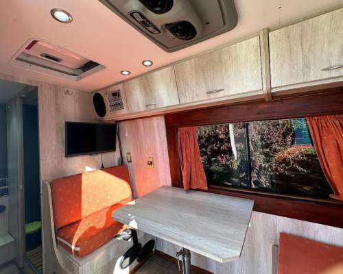 Hermoso Motorhome Mercedes Benz Sprinter 515 para 4 Personas