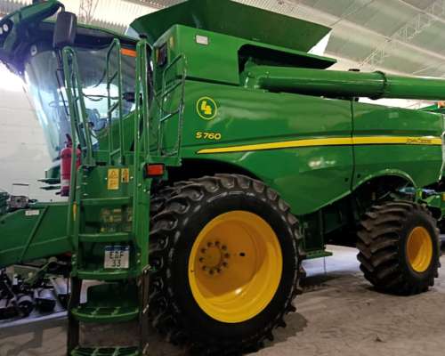Cosechadora John Deere S760, año 2020