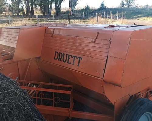 Enfardadora de Alambre Druett