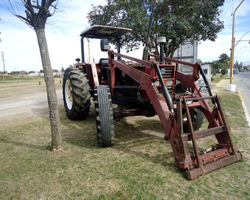 New Holland 110-90 Noble y Rendidor