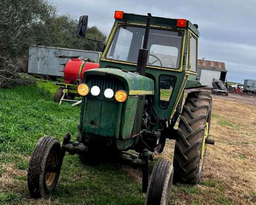 Tractor John Deere 2420